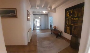 Interior - Lovely spacious villa close to all amenities with swimming pool and garden. (Soorts-Hossegor)