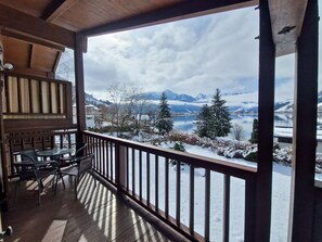 Outdoor dining - Lake and Mountain View by Interhome (Zell am See)