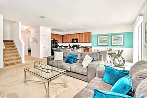 House (6 Bedrooms) | Interior - Family Home With Pool, BBQ & Cinema Near Disney (Kissimmee)