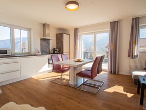 Dining - Panorama App 2A am See, für max.4,free Wifi by Interhome (Zell am See)