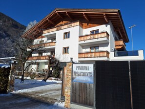 Exterior - Panorama App 2A am See, für max.4,free Wifi by Interhome (Zell am See)