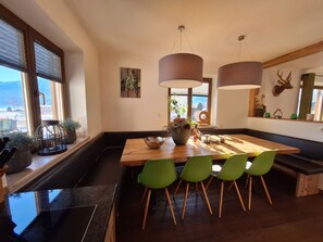 Dining - Chalet Hochsonnberg in Piesendorf by Interhome (Zell am See)