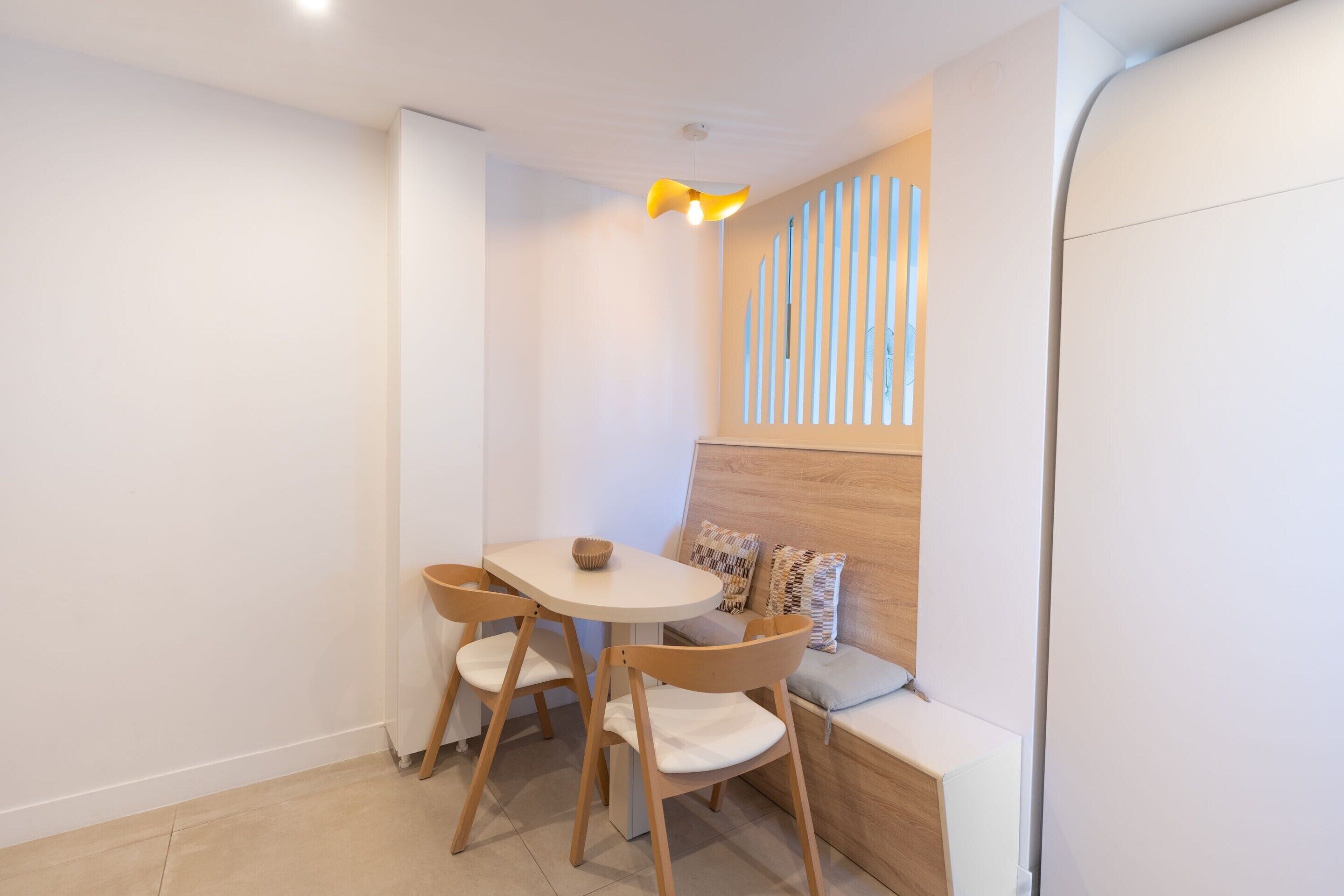 Apartment | Dining