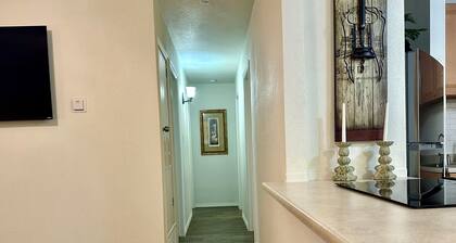 3-bedroom cottage in Central Lubbock l 8 mins to TTU and medical district