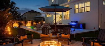 Luxury Heated Pool Home, Epic Game Room