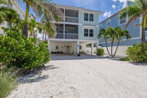 Exterior - Charming Coastal Stay on Anna Maria Island (Bradenton Beach)