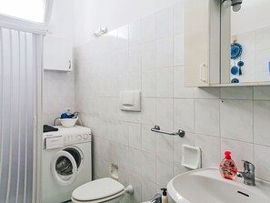Nicht klassifiziertes Bild, 3 von 13, Schaltfläche