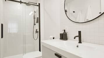 Een douche, een haardroger