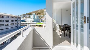Căn hộ (2 Bedrooms) | Nội thất