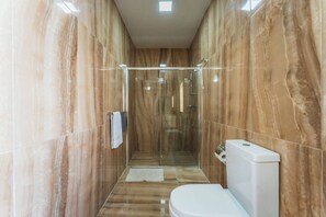 Hair dryer, towels - Charming Bormla Stay | Terrace BBQ & Pool Table (Cospicua)