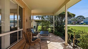 Terrace/patio - Oceania by Experience Jervis Bay (Vincentia)