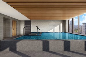 Utomhuspool och uppvärmd pool