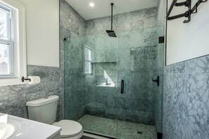 House | Bathroom