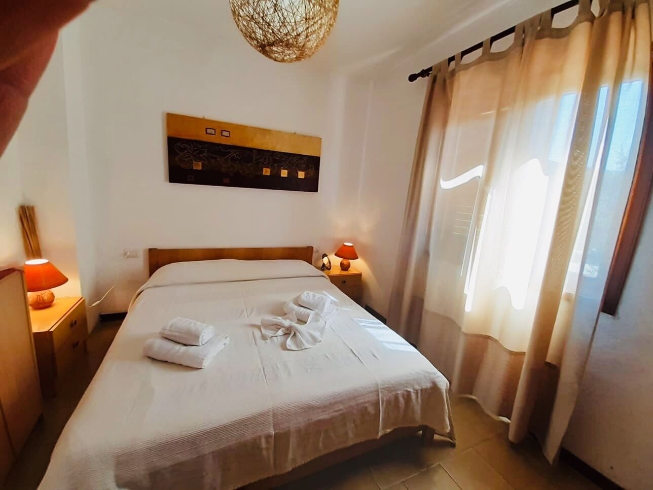 2 bedrooms, bed sheets