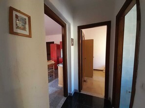 Interior - BAIA de BAHAS Apartments - Casa CRI Three-room apartment CSA/2 6 pax (Marinella)
