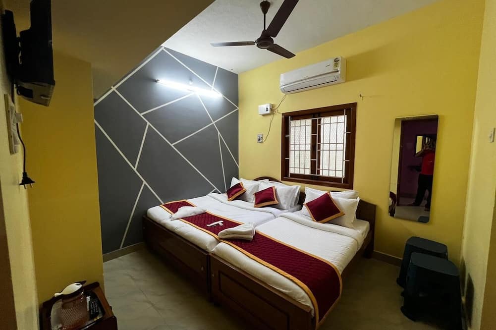 Rivera Inn - Budalur