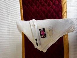 华丽双人房, 河景 | 浴室服务设施 | 淋浴设施、免费洗浴用品、毛巾、肥皂