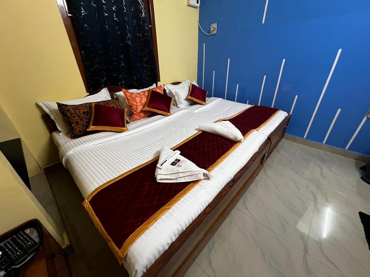Deluxe Double Room, River View | Desk, laptop workspace, free WiFi