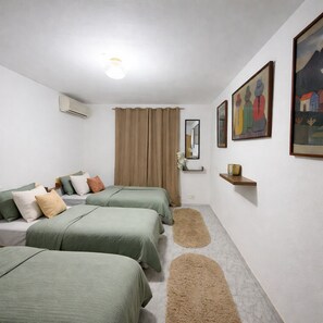 4 quartos, ferros/tábuas de passar roupa, Wi-Fi, roupa de cama