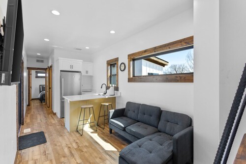 Modern Tiny home on St Anthony sand Dunes