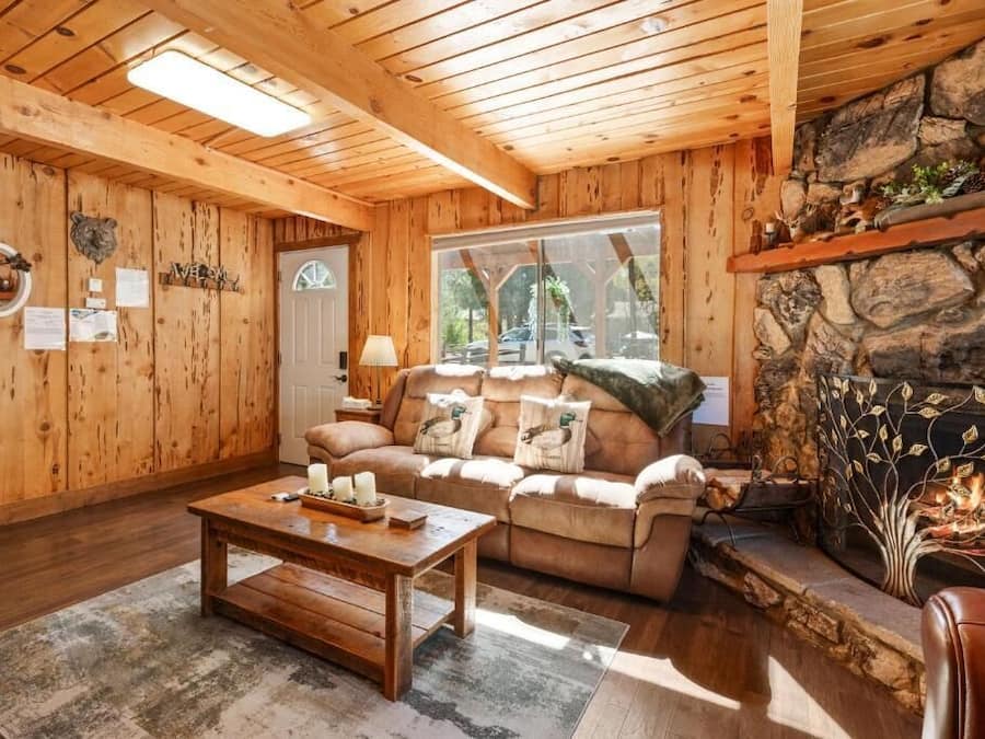 Basic House, Patio, Mountain View | Living area | Flat-screen TV, fireplace