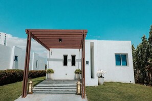 Exterior - Vrbo Property (rio hato)