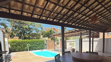 Casa premium, acesso à piscina | Vista para o jardim