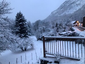 Property grounds - Gîte Tima for 12 Guests – Spacious House with Mountain View (Orgeix)