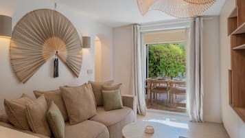 Apartment | Living area