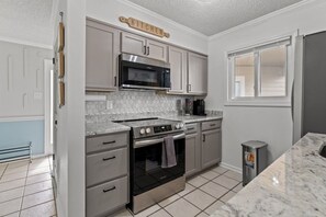 Private kitchen - Vitamin Sea Oasis: Renovated 2BR/2BA Condo, Pool, Steps to Beach. (North Myrtle Beach)