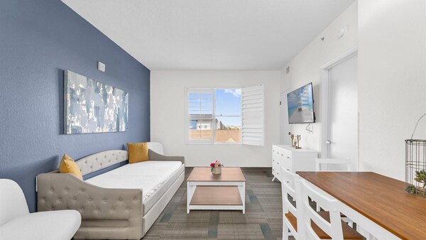 Newly Renovated Suite With Hot Tub And Pool - Orlando
