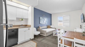 Apartment (1 Bedroom) | Interior - Newly Renovated Suite With Hot Tub and Pool (Orlando)