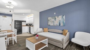 Apartment (1 Bedroom) | Interior - Newly Renovated Suite With Hot Tub and Pool (Orlando)