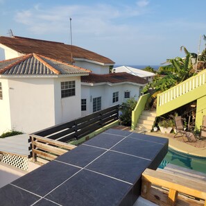 Terrace/patio - Attractive apartment with outdoor kitchen & sea view (Willemstad)