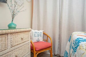 Interior - Ocean Front - Updated 3BR/2.5B (North Myrtle Beach)