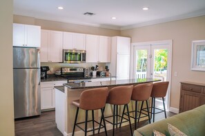 Fridge, microwave, oven, stovetop - Private Paradise: 3-bedroom Home with Pool and Tropical Backdrop (Duck Key)