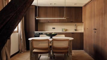 Apartment | Dining