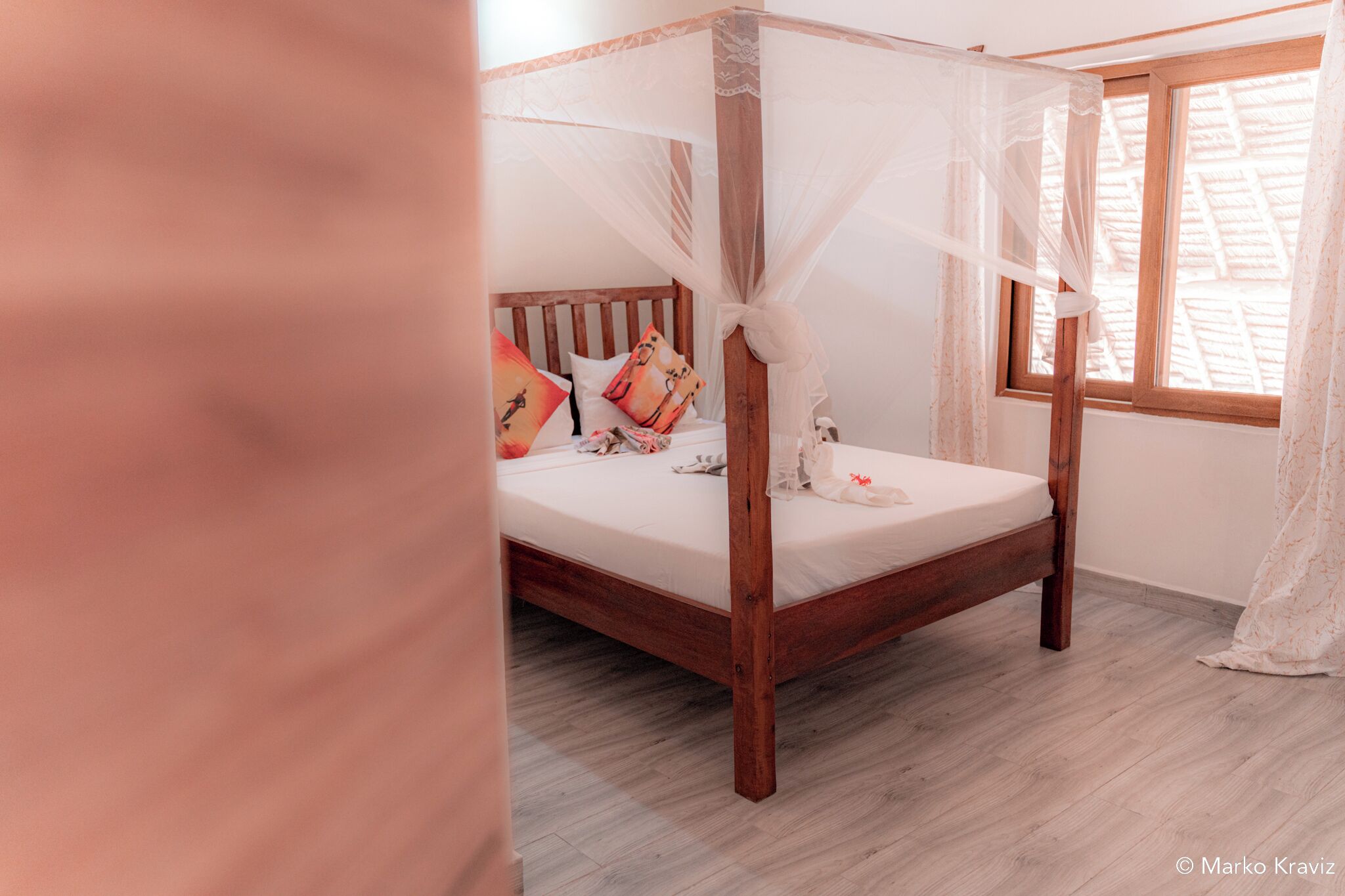 Quarto casal conforto, vista para o pátio