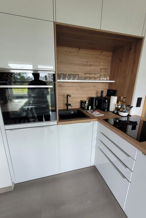 Private kitchen - Harzbeben Apartments - Feel Hahnenklee's heartbeat with a view of the Bocksberg (Goslar)