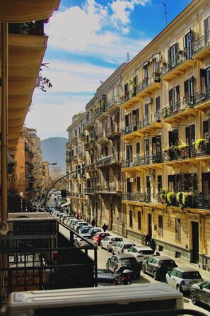 Balcony - Le Suite Vintage Del Corso (Palermo)