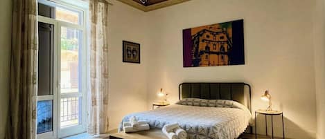 Superior Room, Balcony, City View | Desk, laptop workspace, iron/ironing board, free WiFi