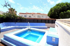 Pool - Casa Cristal 3 Heated Pool Hot Tub AC 250M to the beach (Miami Platja)