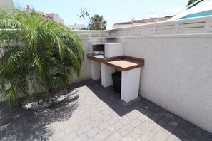 Property grounds - Casa Cristal 3 Heated Pool Hot Tub AC 250M to the beach (Miami Platja)