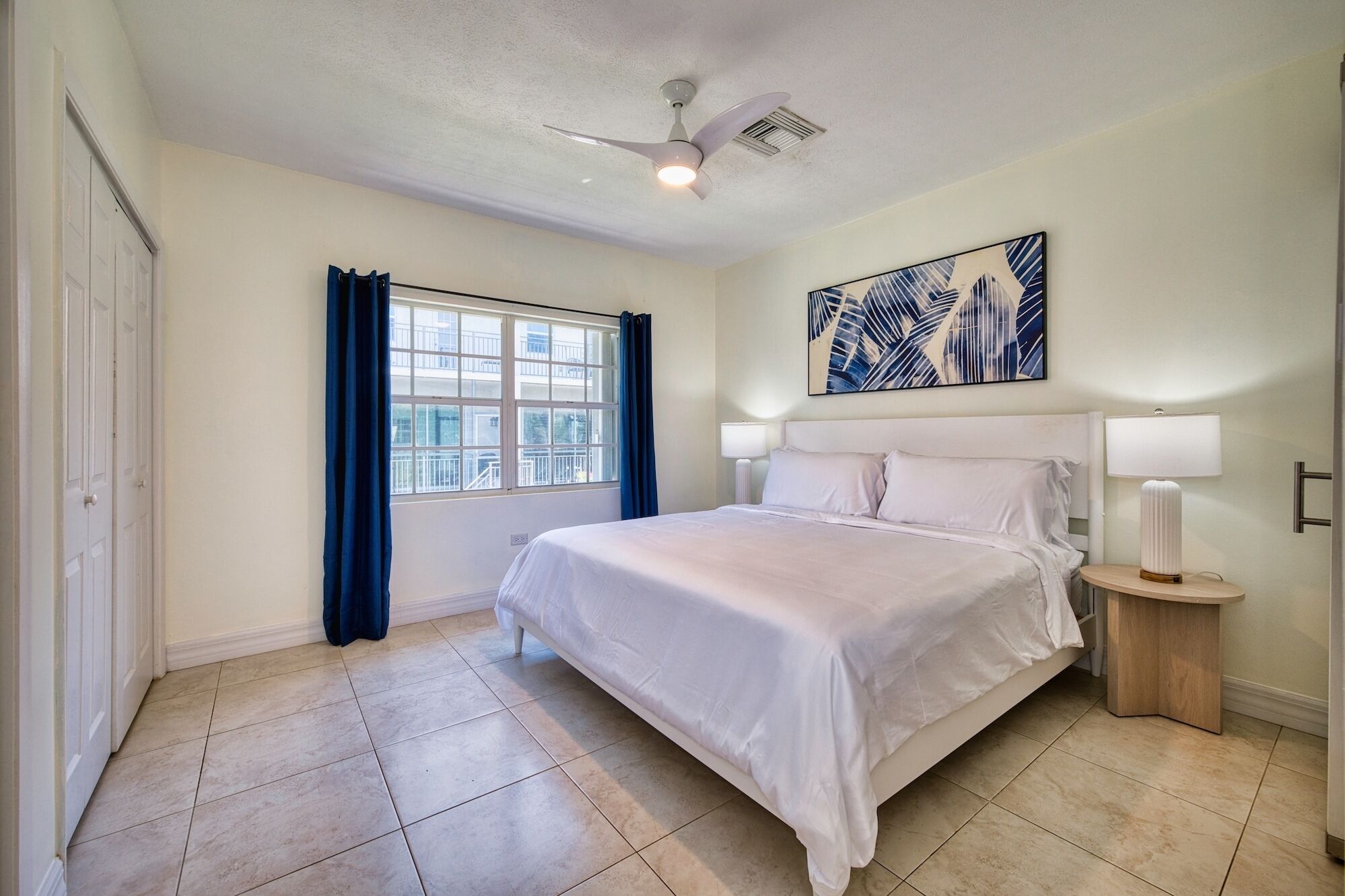 2 habitaciones, acceso a internet y ropa de cama 