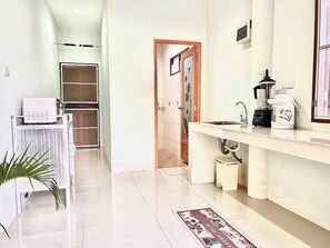 Interior - Cozy Local-Style Home in a Quiet Area, 8 Minutes from the Beach (Surat Thani)