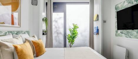 單棟房屋 | 1 間睡房、手提電腦工作空間、熨斗/熨衫板、床單