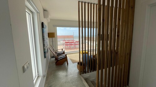 Praia das Maças - Azenhas do Mar V4 Beachfront Home