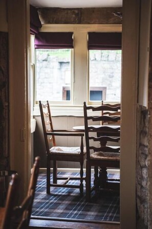 Interior - Wheelwrights Arms (Monkton Combe)
