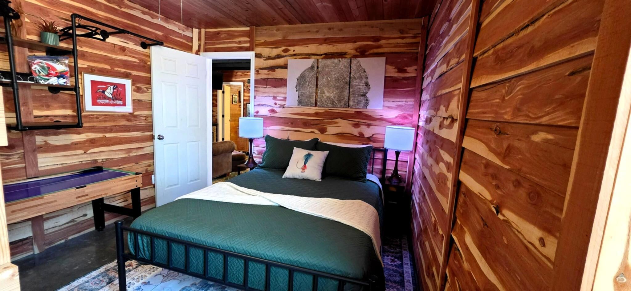 2 bedrooms, WiFi, bed sheets