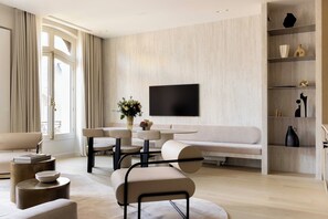 Apartment | Dining - Luxury Flat -2br/6p- Madeleine/saint Honore (Paris)